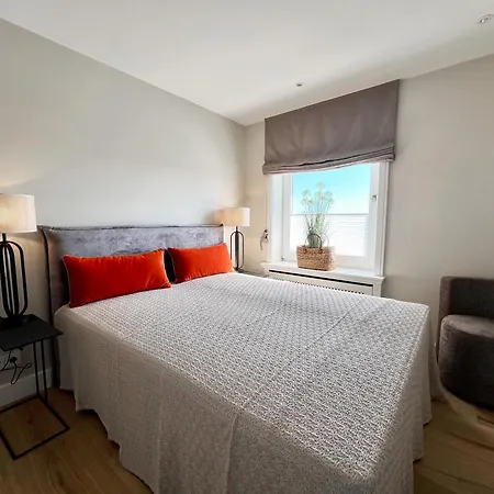 Luxus Residenz Oceanview דירה